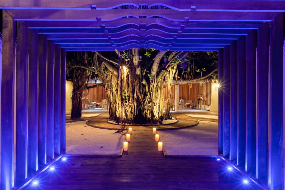 Spa Cenvaree at Centara Grand Resort & Spa Maldive Machchafushi Island Resort & Spa Maldives, The Centara Collection