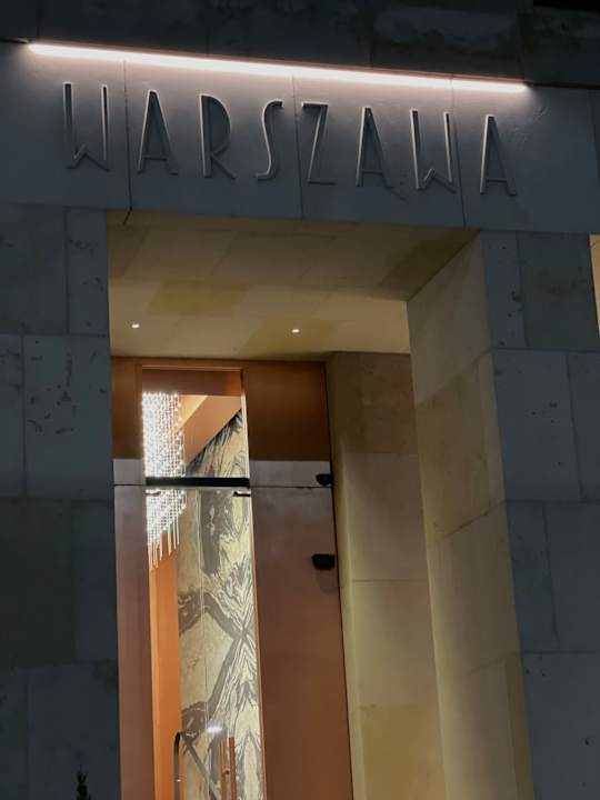 Außenansicht Hotel Warszawa