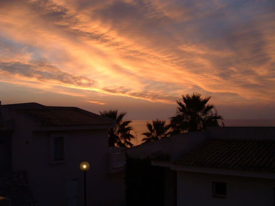 Sonnenaufgang vom Balkon unseres Appartments blau punta reina