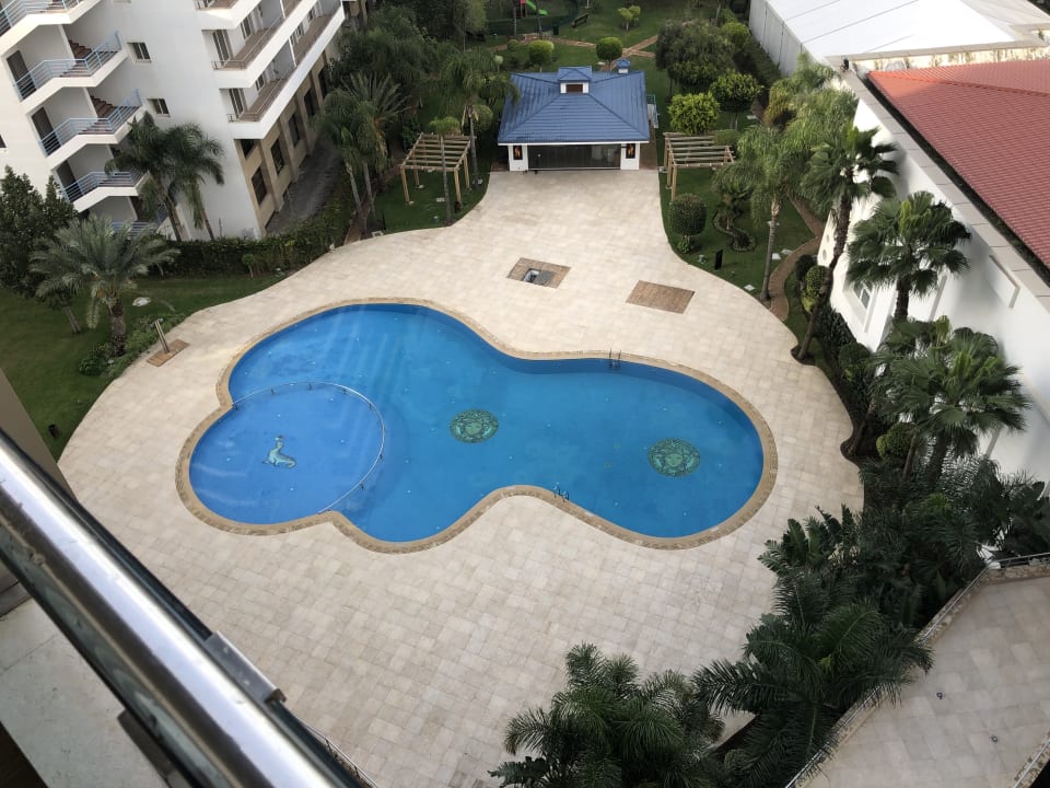 Pool Royal Tulip City Center