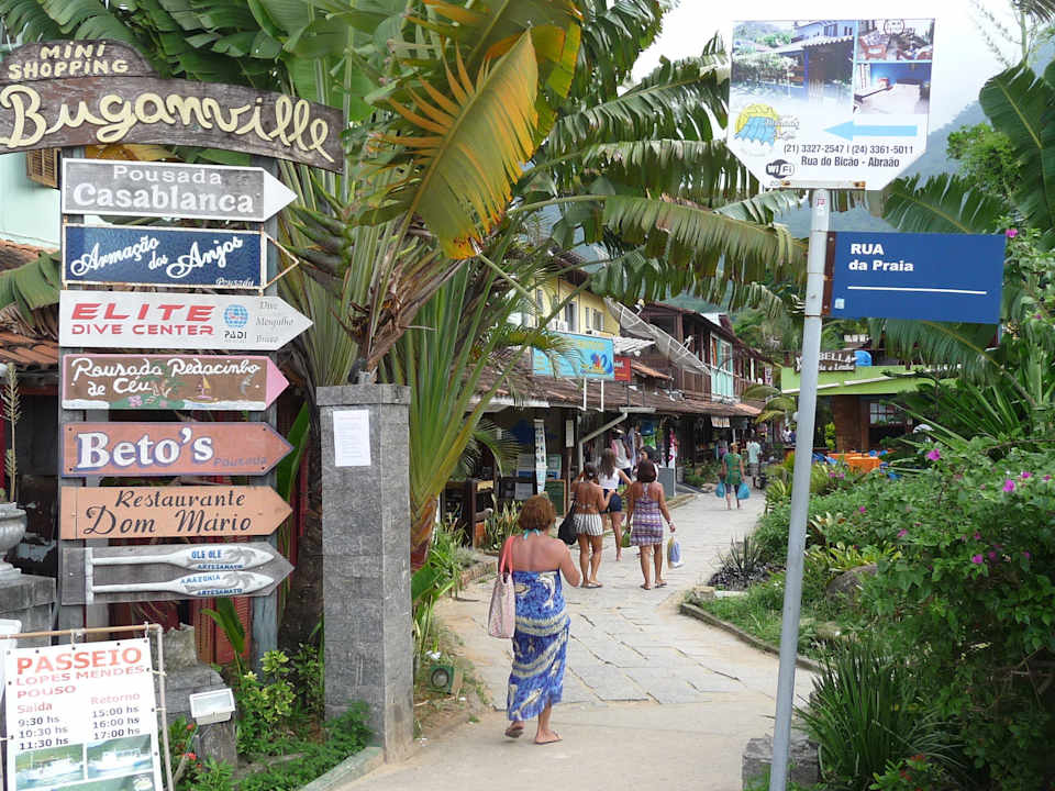 Jardin Buganville Gasse zum Hotel Hotel Pousada Casablanca