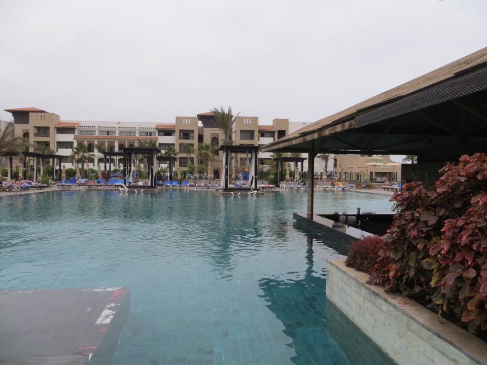 Rechts die Bar Hotel Riu Palace Tikida Agadir