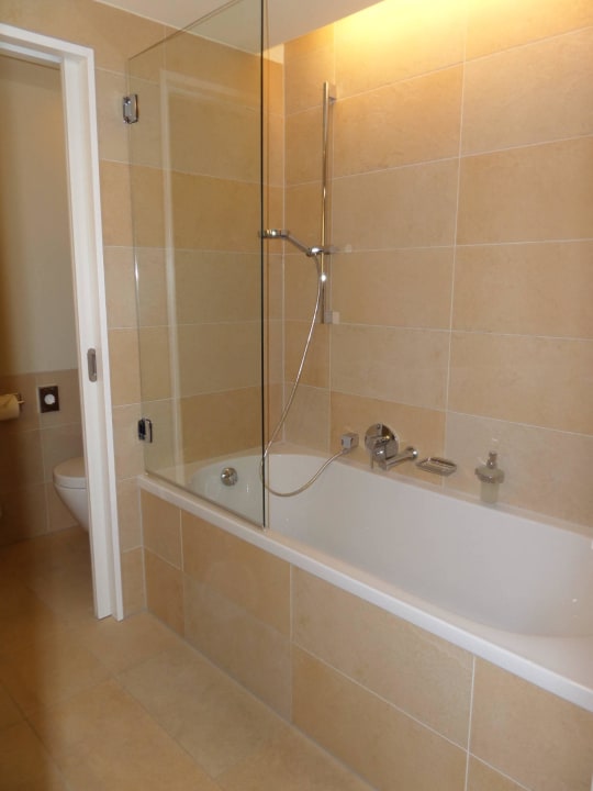 Großzügiges Bad aja Bergresort Werfenweng