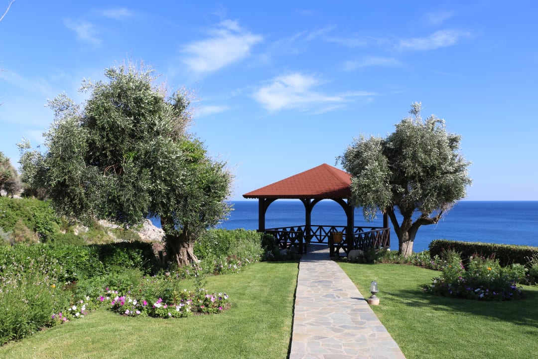 Pavillion mit Aussicht Hotel Kalithea Horizon Royal