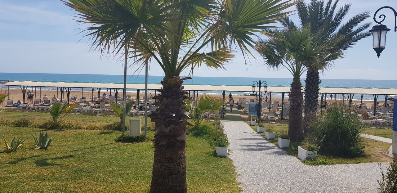 Strand Bella Resort & Spa