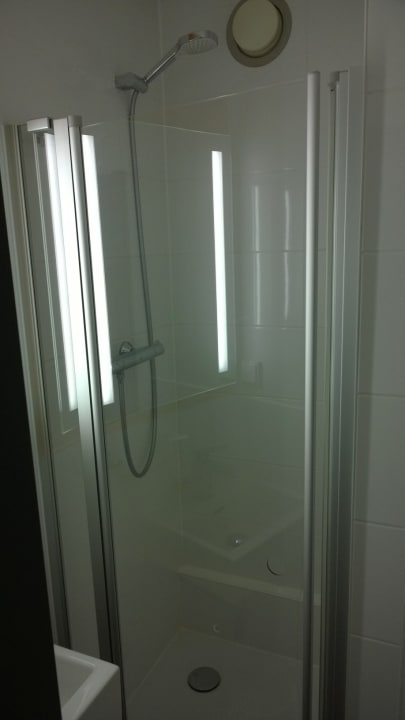 Zimmer B&B Hotel Hannover-Nord