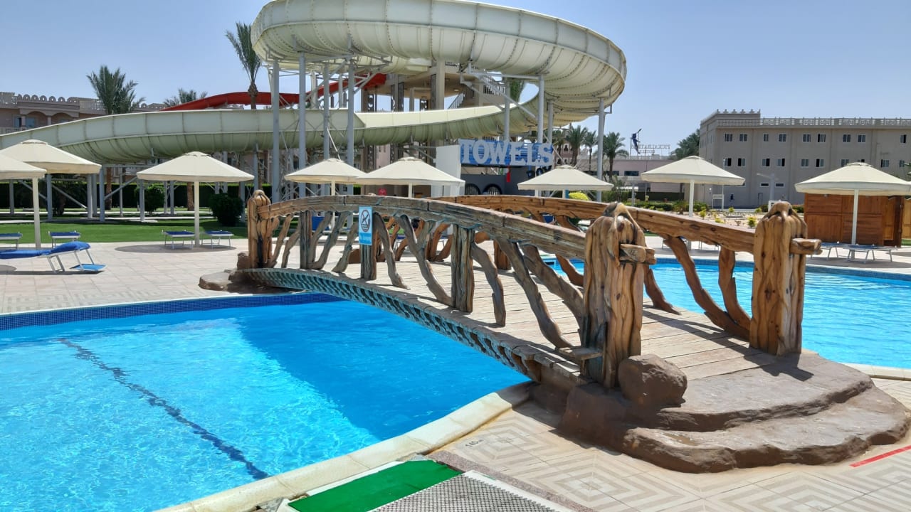 Pool Beach Albatros Resort
