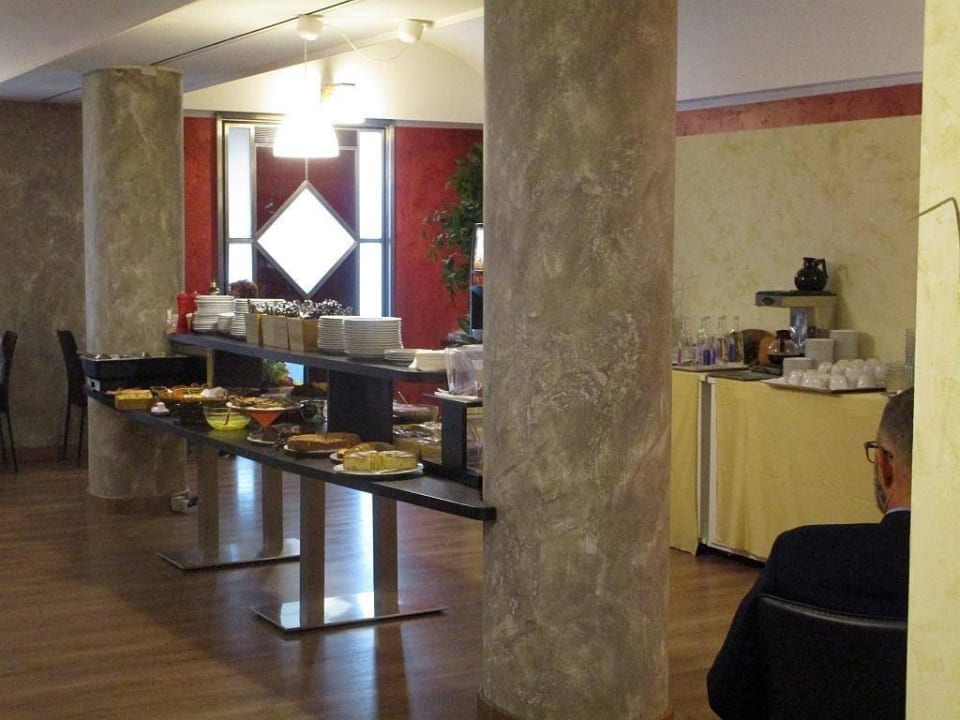 Frühstücksbuffet Hotel Diplomatic