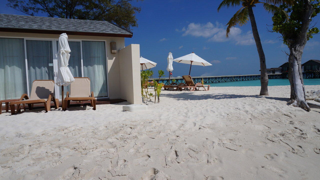 Bungalow am südlichen Ende Centara Ras Fushi Resort & Spa Maldives