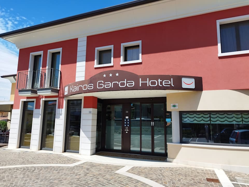 Außenansicht Kairos Garda Hotel