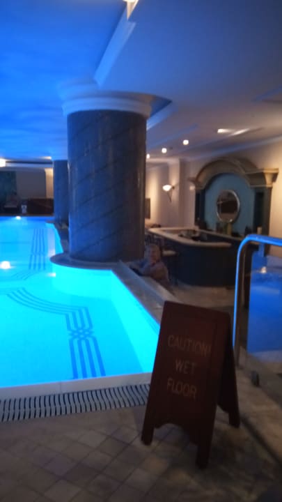 Pool Hotel The Ritz-Carlton Istanbul