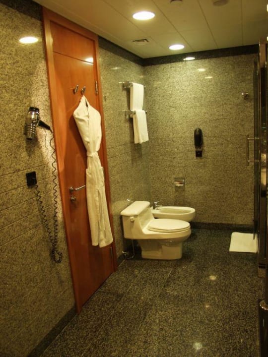 Hilton Dubai Creek Golden Sands Hotel Creek