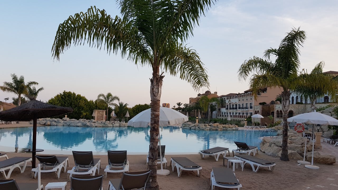 Pool Hotel The Level at Meliá Villaitana