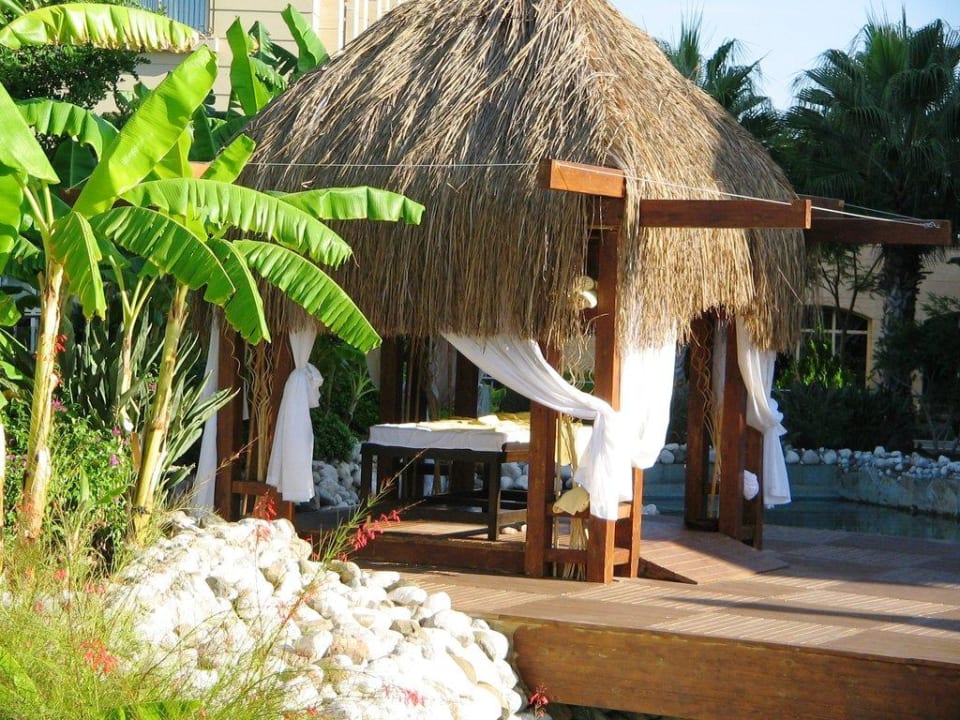 Spa: Outdoor-Massage-Haus Dobedan Exclusive Hotel And Spa