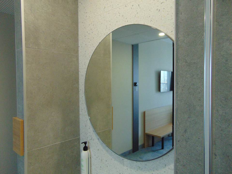 Zimmer B1 Downtown Hotel