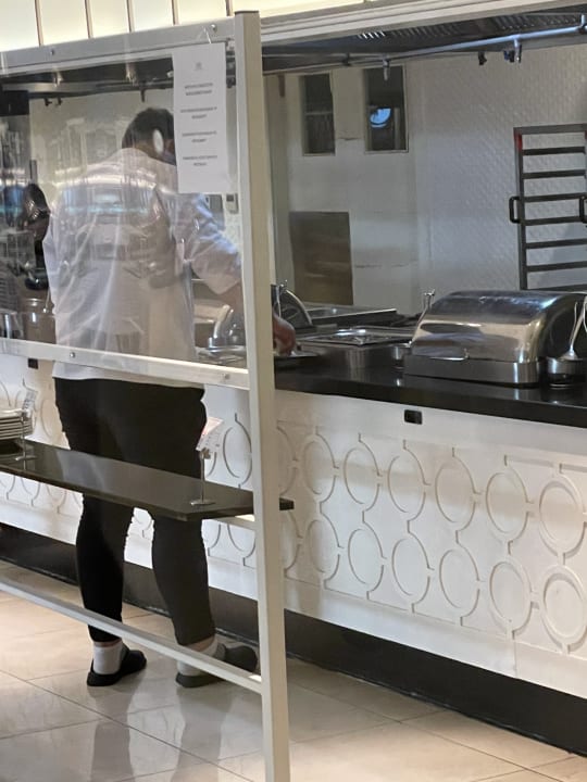 Gastro Well Palace Side