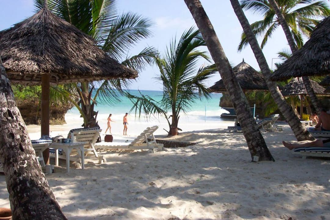 Strand Leopard Beach Resort & Spa