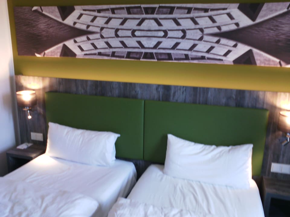 Zimmer ibis Styles Tubingen
