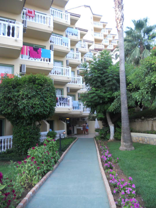 Gepflegte Anlage Iz Flower Side Beach Hotel