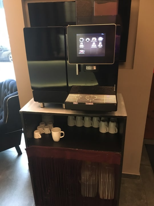 Gastro Goodman's Living Apartments