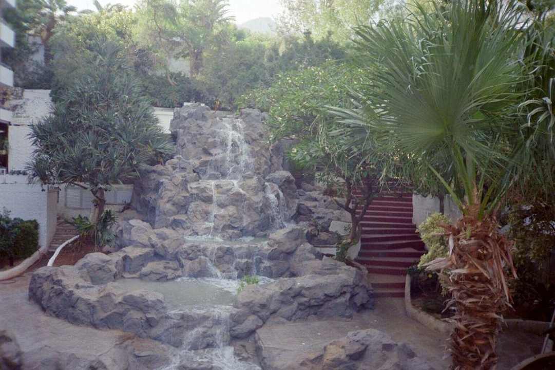 Wasserfall Hotel Catalonia Punta del Rey