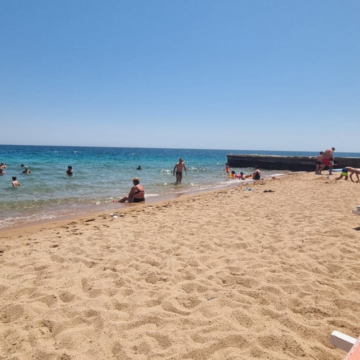 Strand Palm Beach Resort