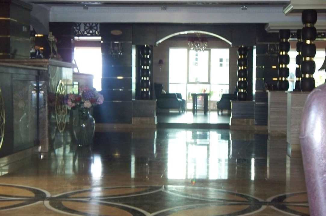 Hall Tac Premier Hotel & Spa