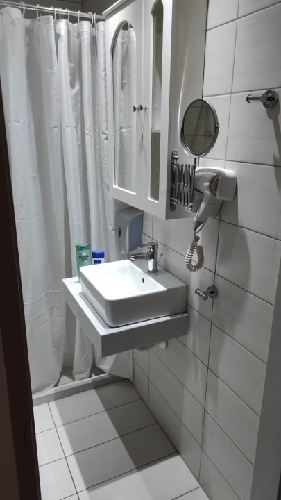 Zimmer Dias