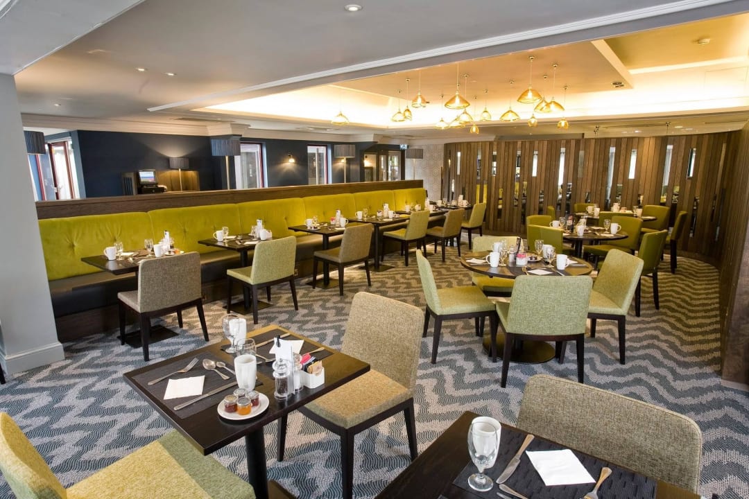 Brunel's Hat Restaurant DoubleTree by Hilton Hotel Bristol North