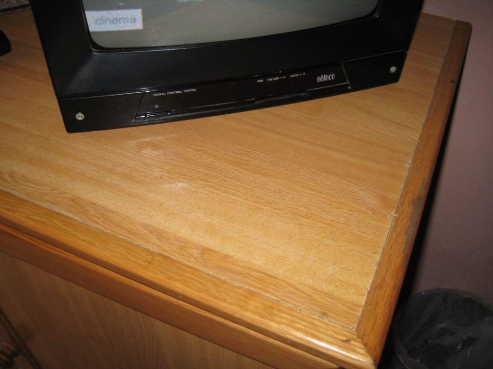 Fernsehschrank Hotel The Windsor