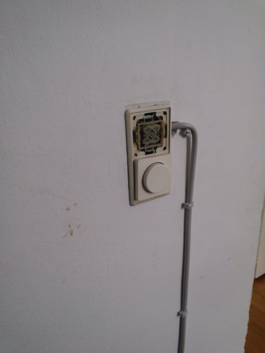 Offene Lichtschalter Brook Lane Hostel