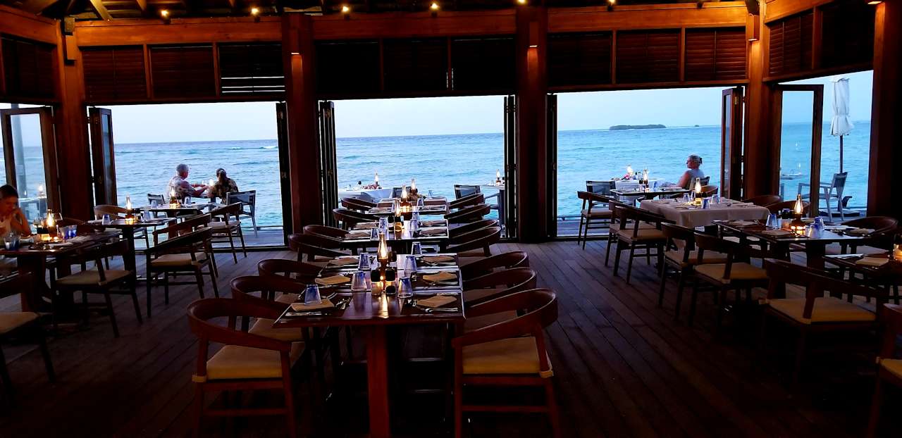 Gastro Kuredu Island Resort & Spa