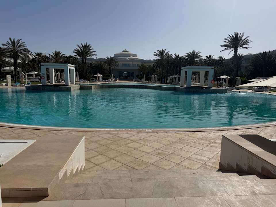 Pool Radisson Blu Palace Resort & Thalasso Djerba