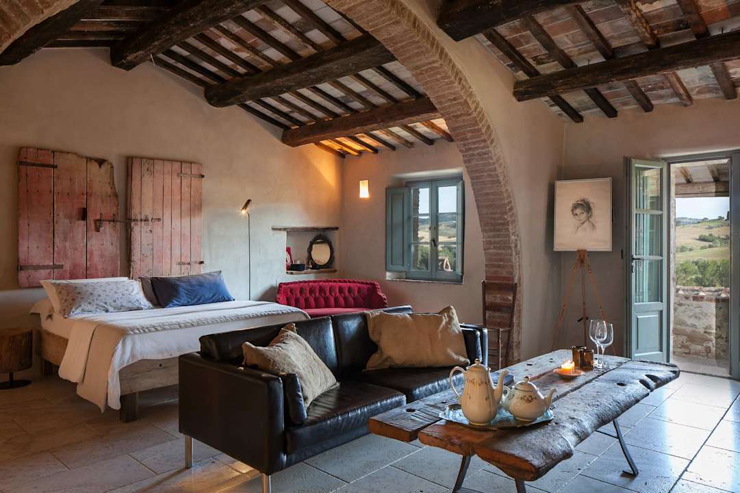 Zimmer Follonico Agritourism