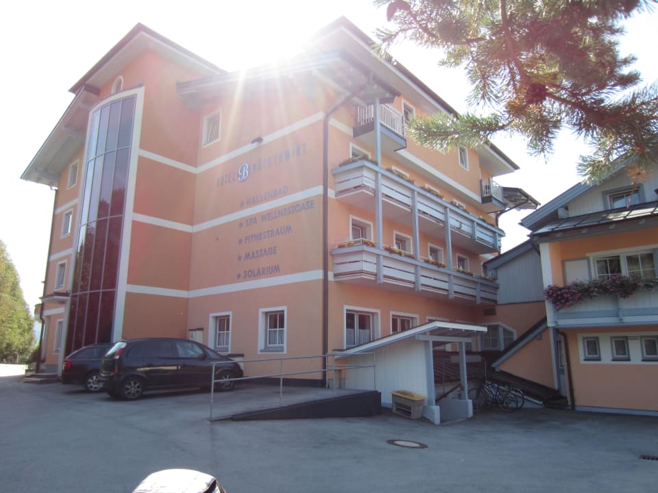 Das Hotel von vorne Hotel Brückenwirt