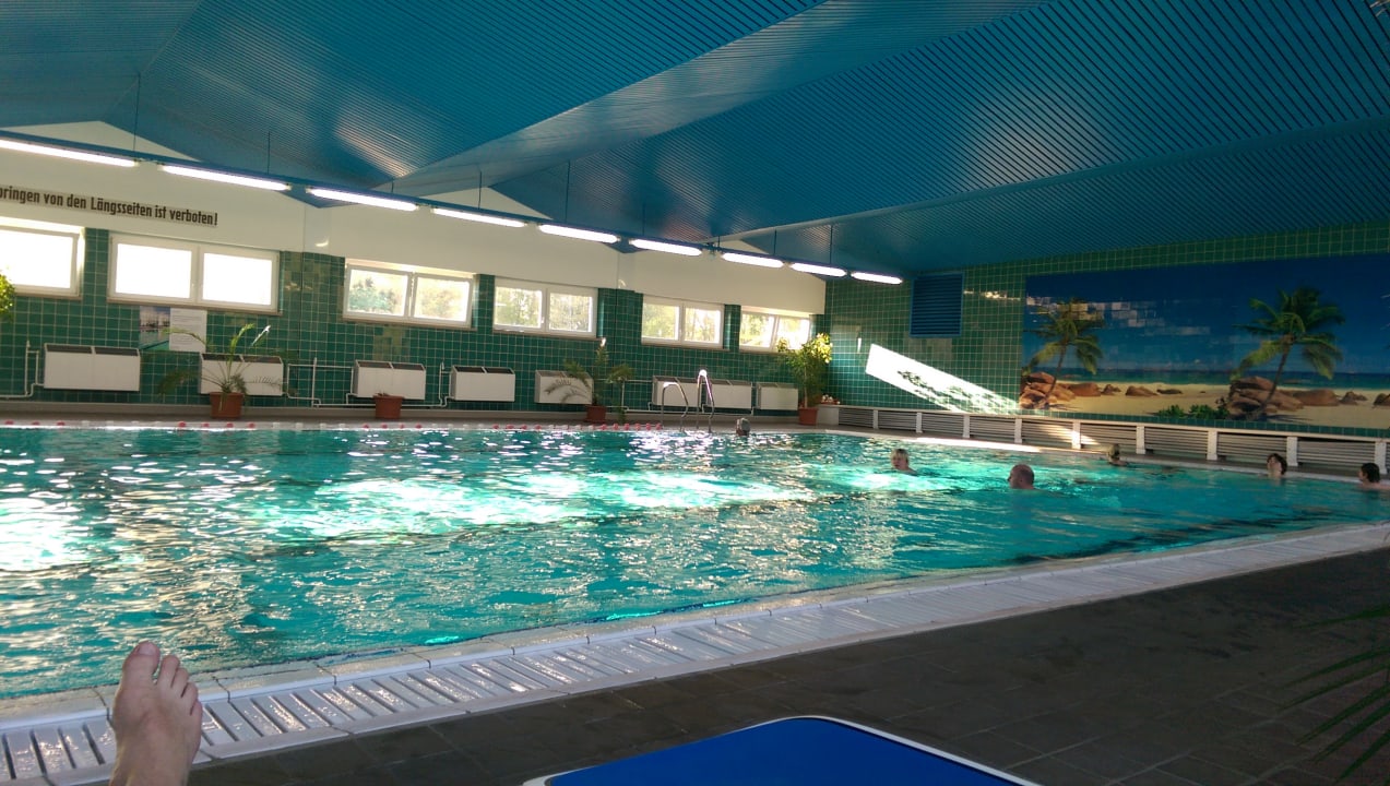 schwimmbad-ahorn-berghotel-friedrichroda-friedrichroda
