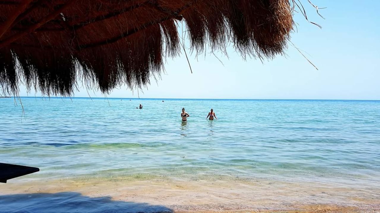 Strand Hotel Caves Beach Resort (Adults Only)