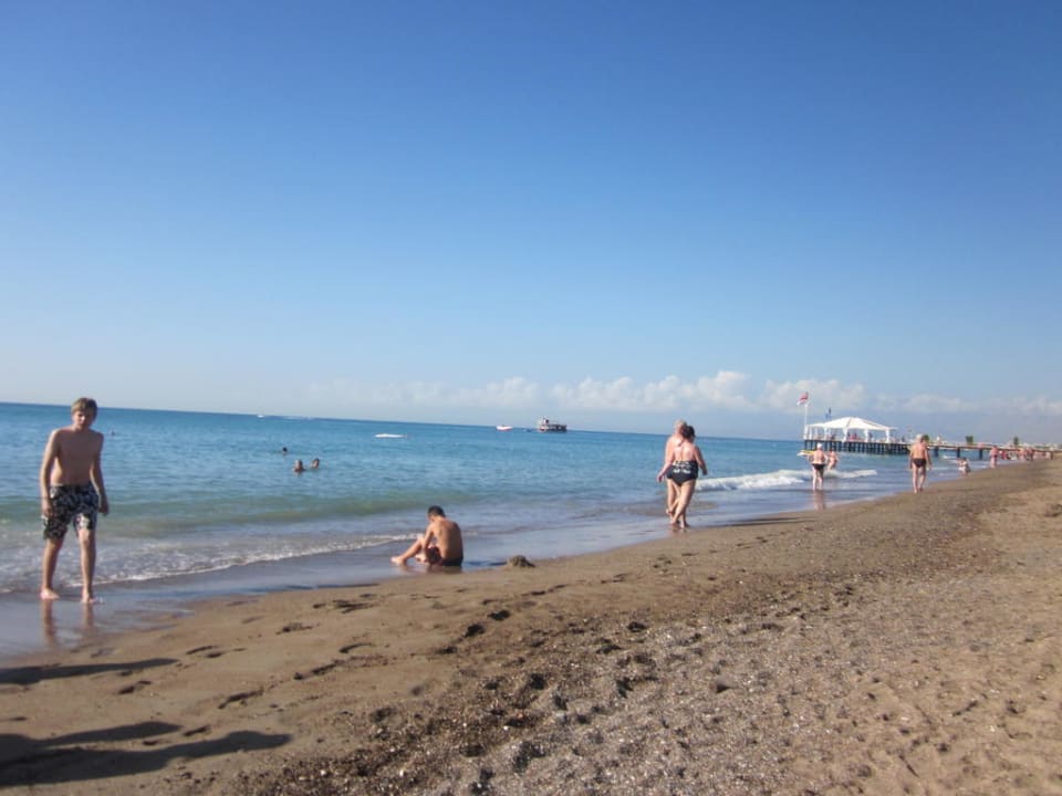 Пляж Limak Lara Deluxe Hotel & Resort