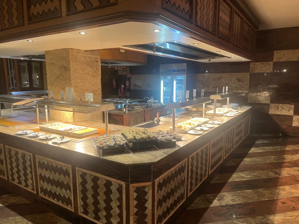 Gastro Hotel Riu Karamboa