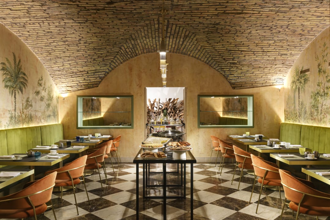 Gastro Leon's Place Hotel In Rome