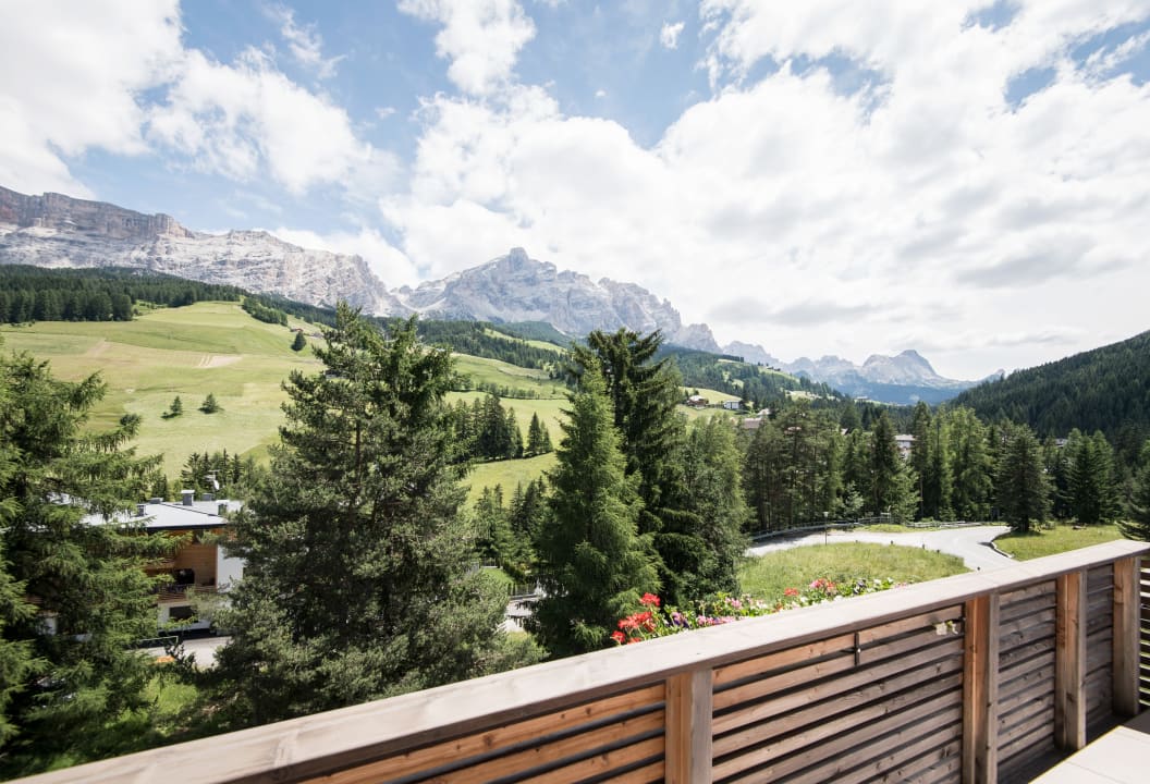 Außenansicht Alpine Hotel Ciasa Lara