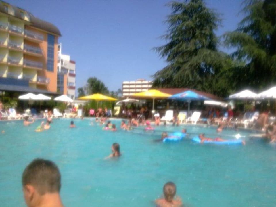 Tylko jeden basen Hotel Baikal