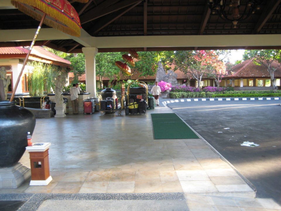 Ankunft im Nikko Bali Resort und Spa Hilton Bali Resort