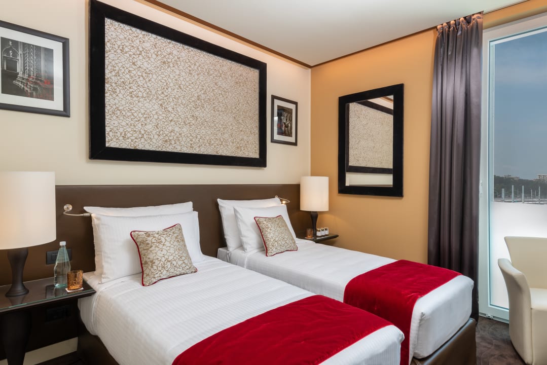 Zimmer Leonardo Royal Hotel Venice Mestre