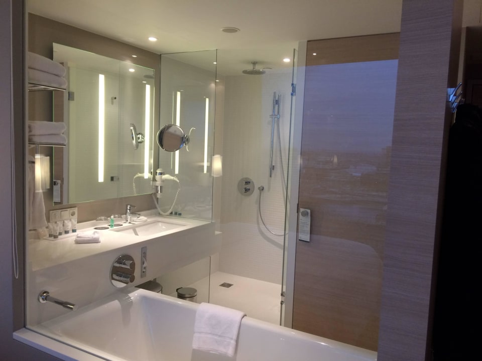 Moderne Ausstattung The Westin Hamburg