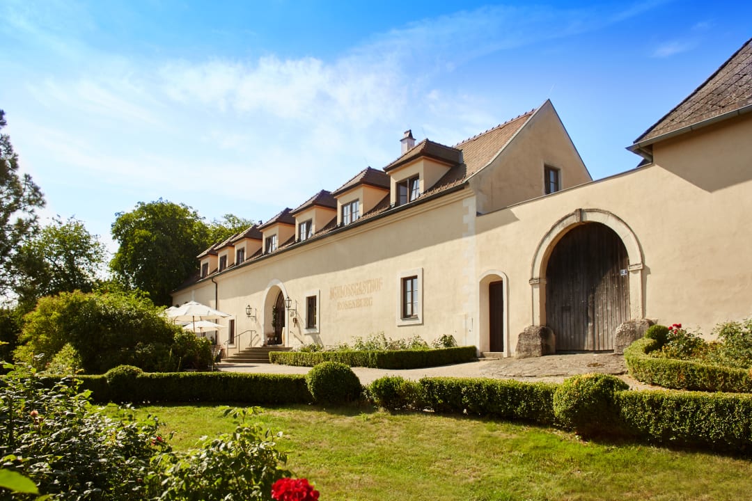 Außenansicht Schlossgasthof Rosenburg