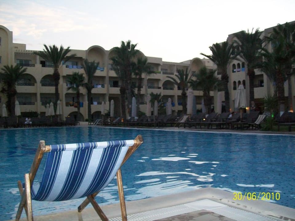 La grande piscine  Hotel Paradis Palace