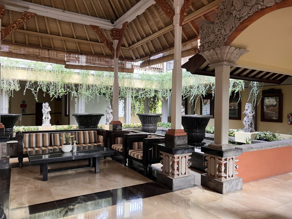 Lobby Bali Garden Beach Resort
