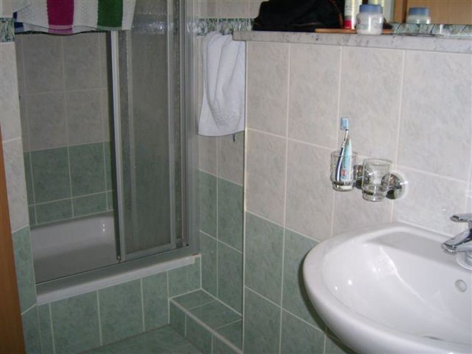 Bad eines DZ im Hotel Christinenhof in Tauer Christinenhof & Spa