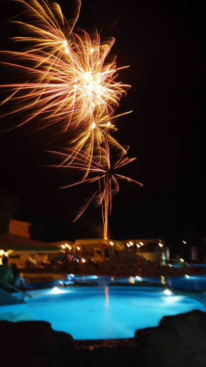  Feuerwerk Atlantica Marmari Palace